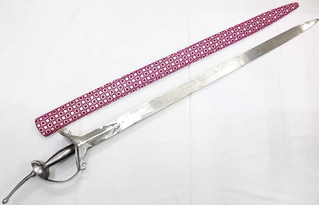 Khanda Sword (Courtesy: Sword Encyclopedia)