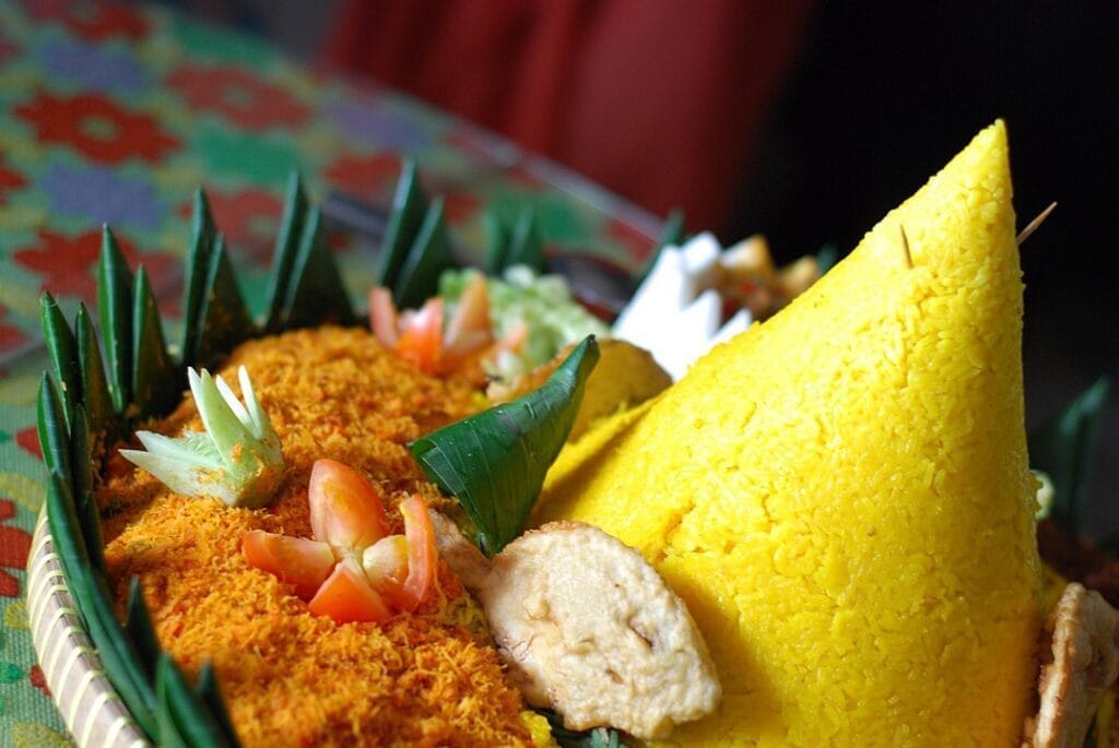 Nasi Kuning (Courtesy: Wikipedia)