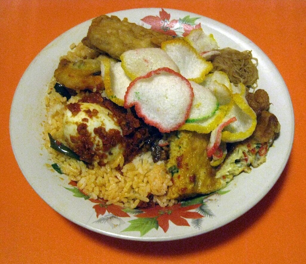 Nasi Uduk (Courtesy: Wikipedia)