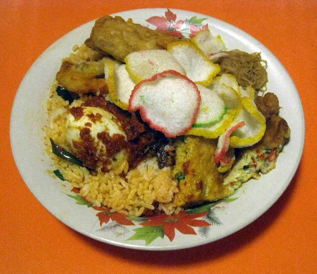 Nasi Uduk (Courtesy: Wikipedia)