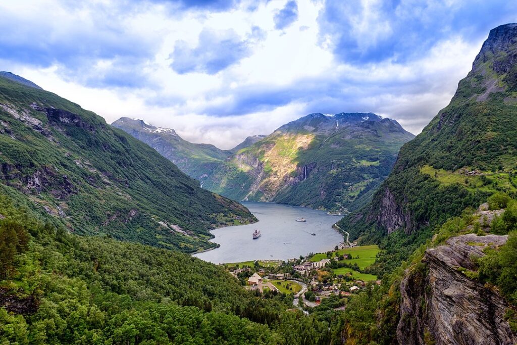 Norwegian Fjords (Courtesy: Norway Tourism)