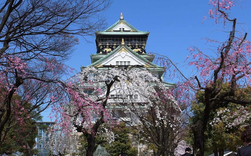 Osaka Castle (Courtesy: Japan Tourism)