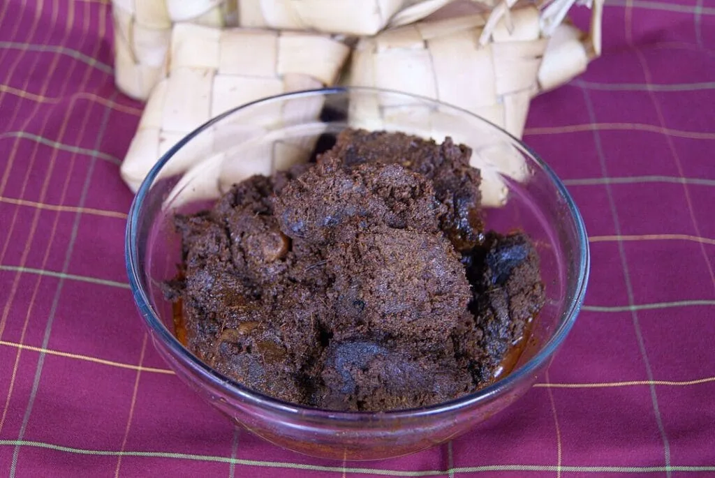 Rendang (Courtesy: Wikipedia)
