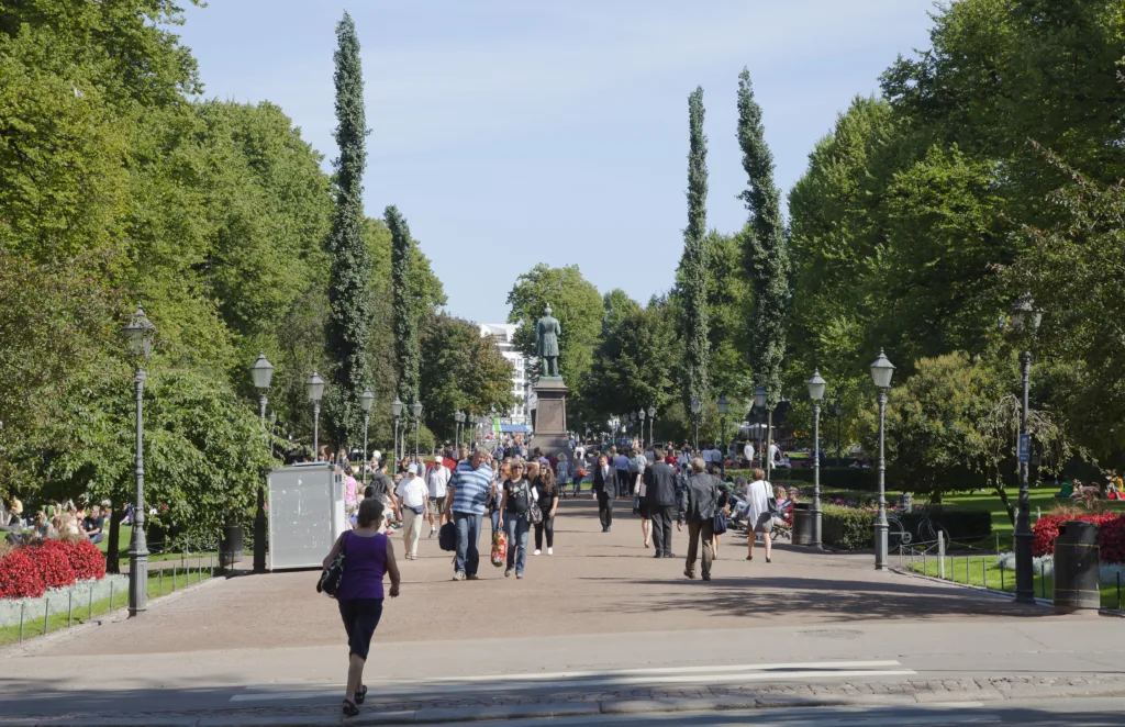 Things to do in Helsinki Esplanadi Park