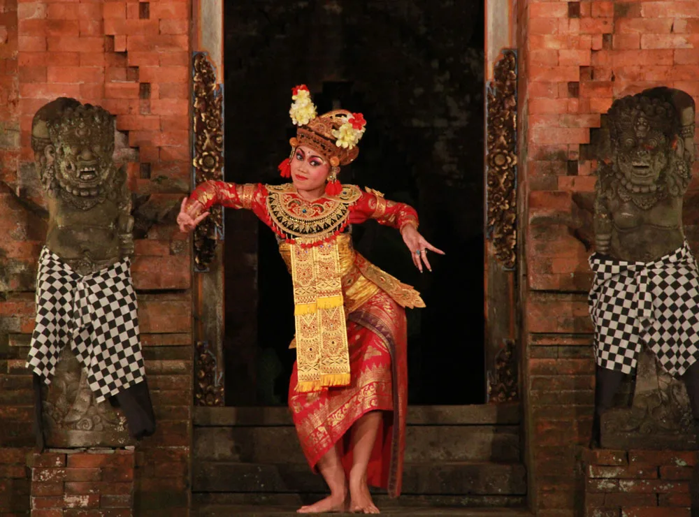 Traditional Dance Performance (Image Source: Photo by Paolo Nicolello on Unsplash)